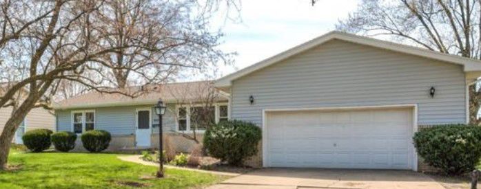 903 Spear Road, Normal $174,900